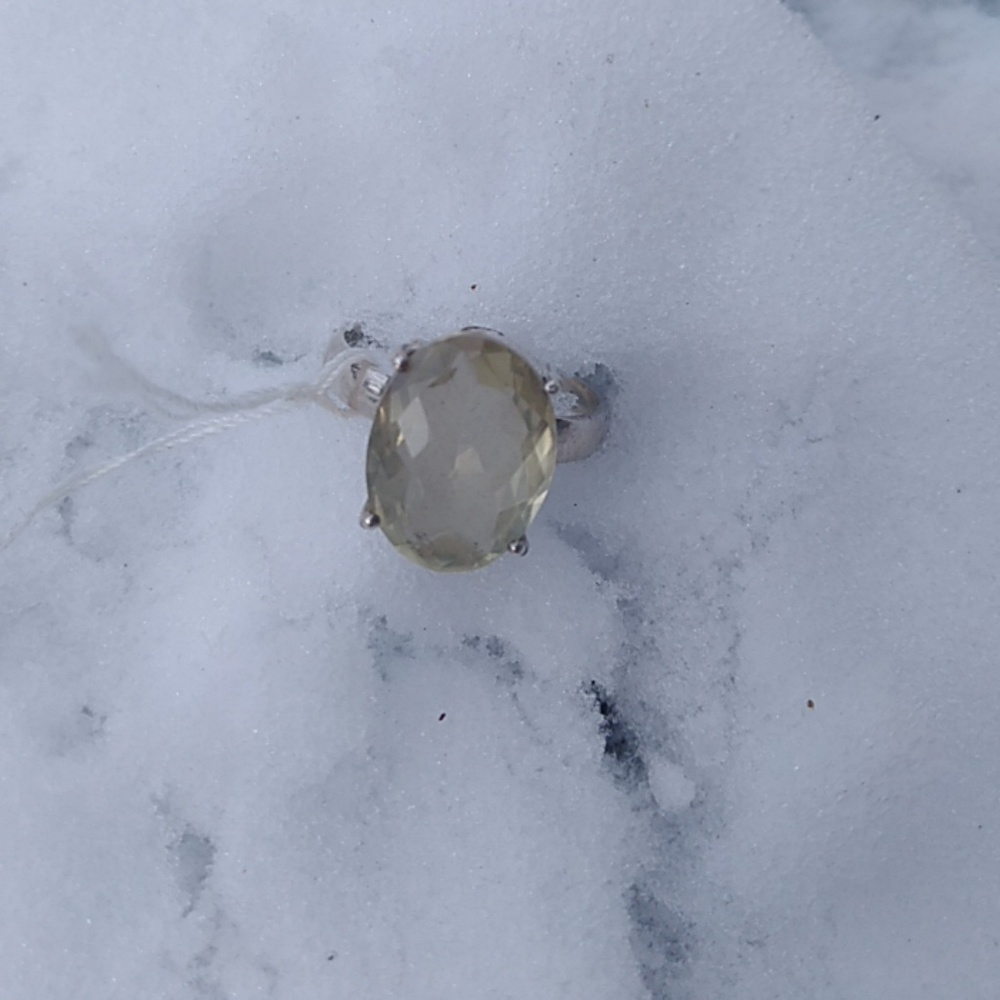 Gorgeous Citrine stone set in Sterling Silver